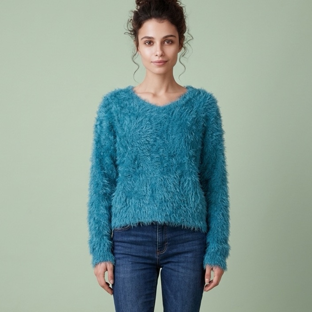 EUC Pretty Little Thing SZ L teal green fuzzy v-neck sweater/bust 58”-64”